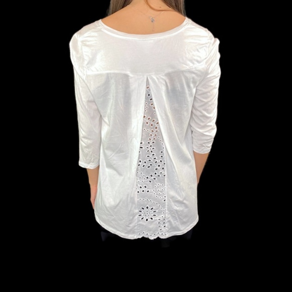 J.Jill 3/4 Sleeve White V Neck T-Shirt lace Back Panel Petite Medium